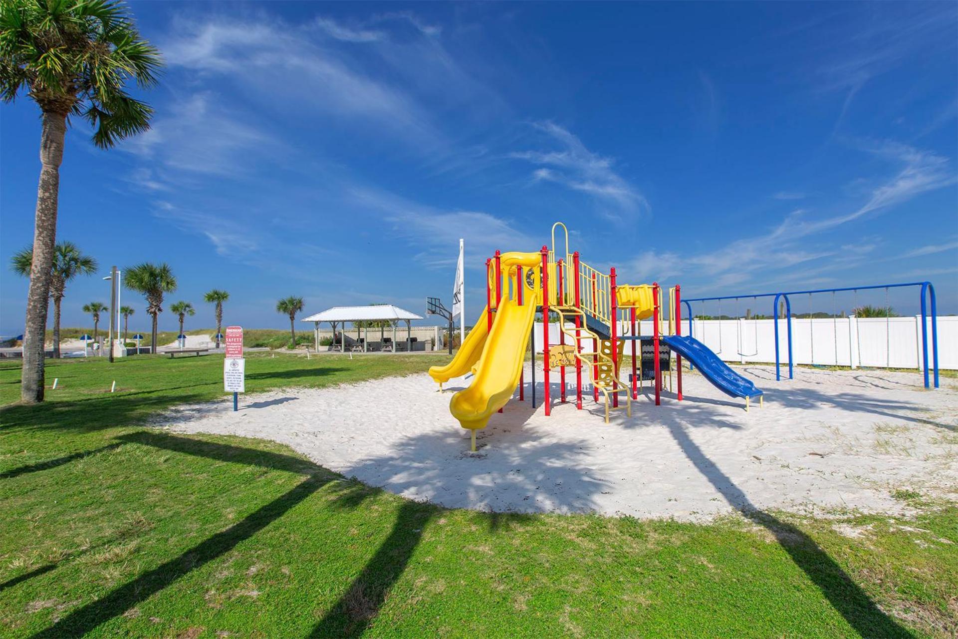 Gone Coastal! Mid-rise Building With A One-story Floor Plan! Complimentary Activities! * Panama City Beach
